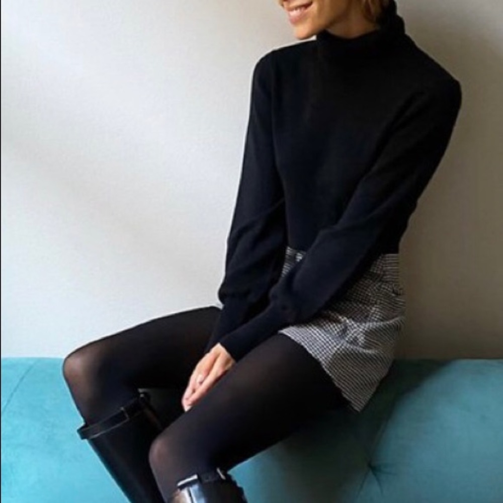 Aritzia Wilfred Rebecca sweater cropped turtleneck